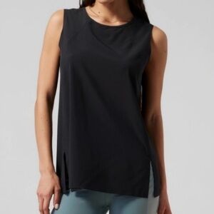 S Athleta Zephyr Refined Tank top NWOT Black Shell Shirt Small Sm